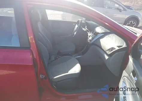 2013 Hyundai Accent Gls z USA, uszkodzony, nr VIN KMHCT4AE3DU516451